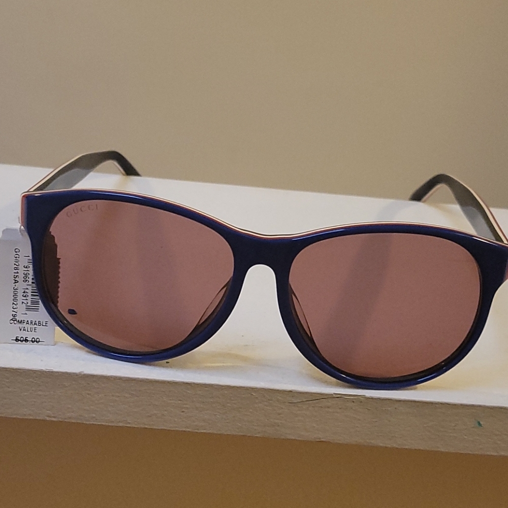 NWT Gucci Sunglasses 54mm